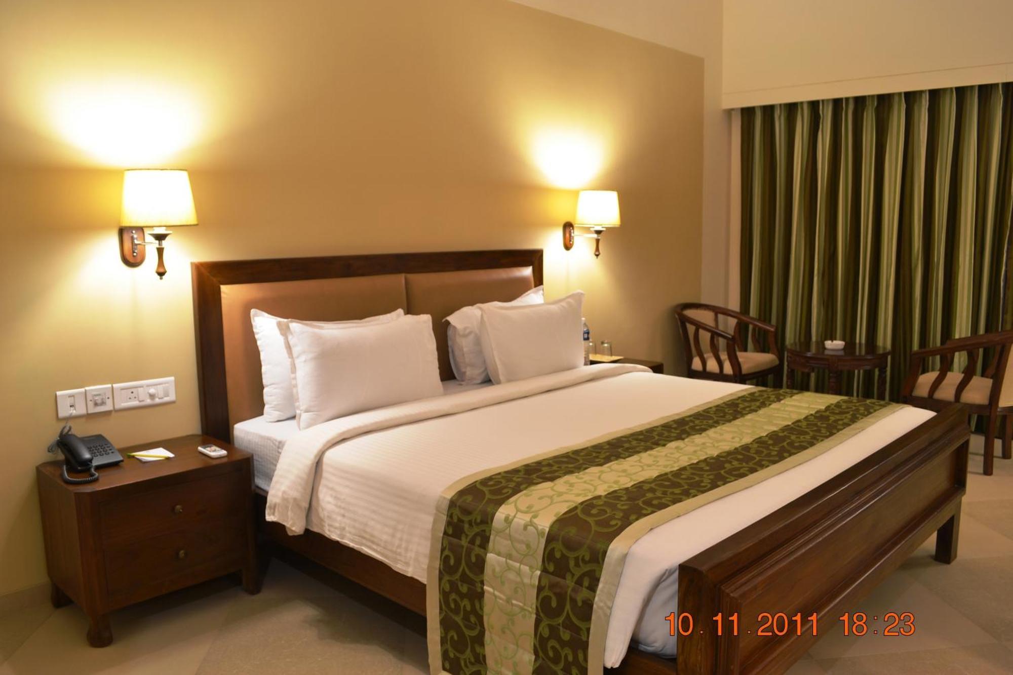 Uday Suites - The Airport Hotel Thiruvananthapuram Luaran gambar