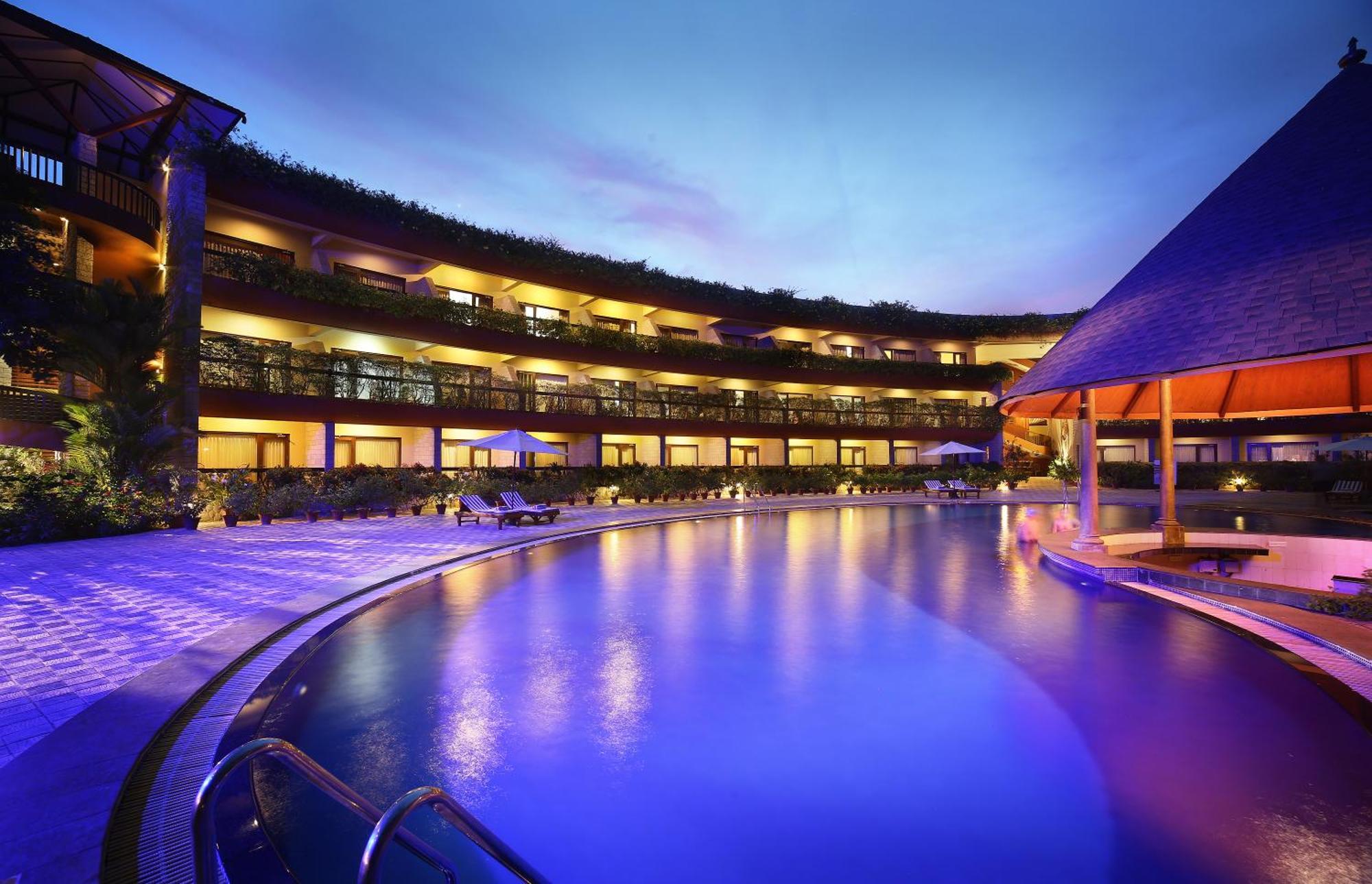 Uday Suites - The Airport Hotel Thiruvananthapuram Luaran gambar